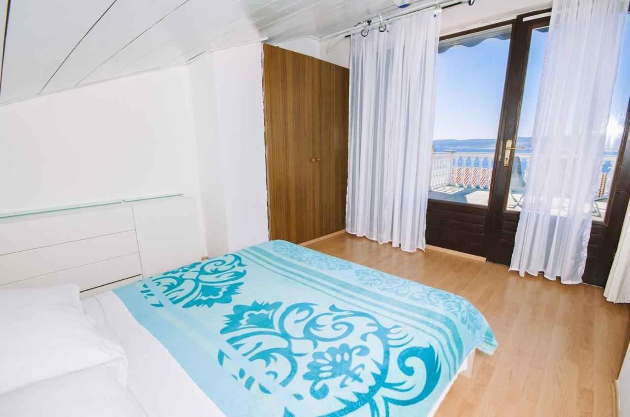 Apartment In Crikvenica 39210 Экстерьер фото