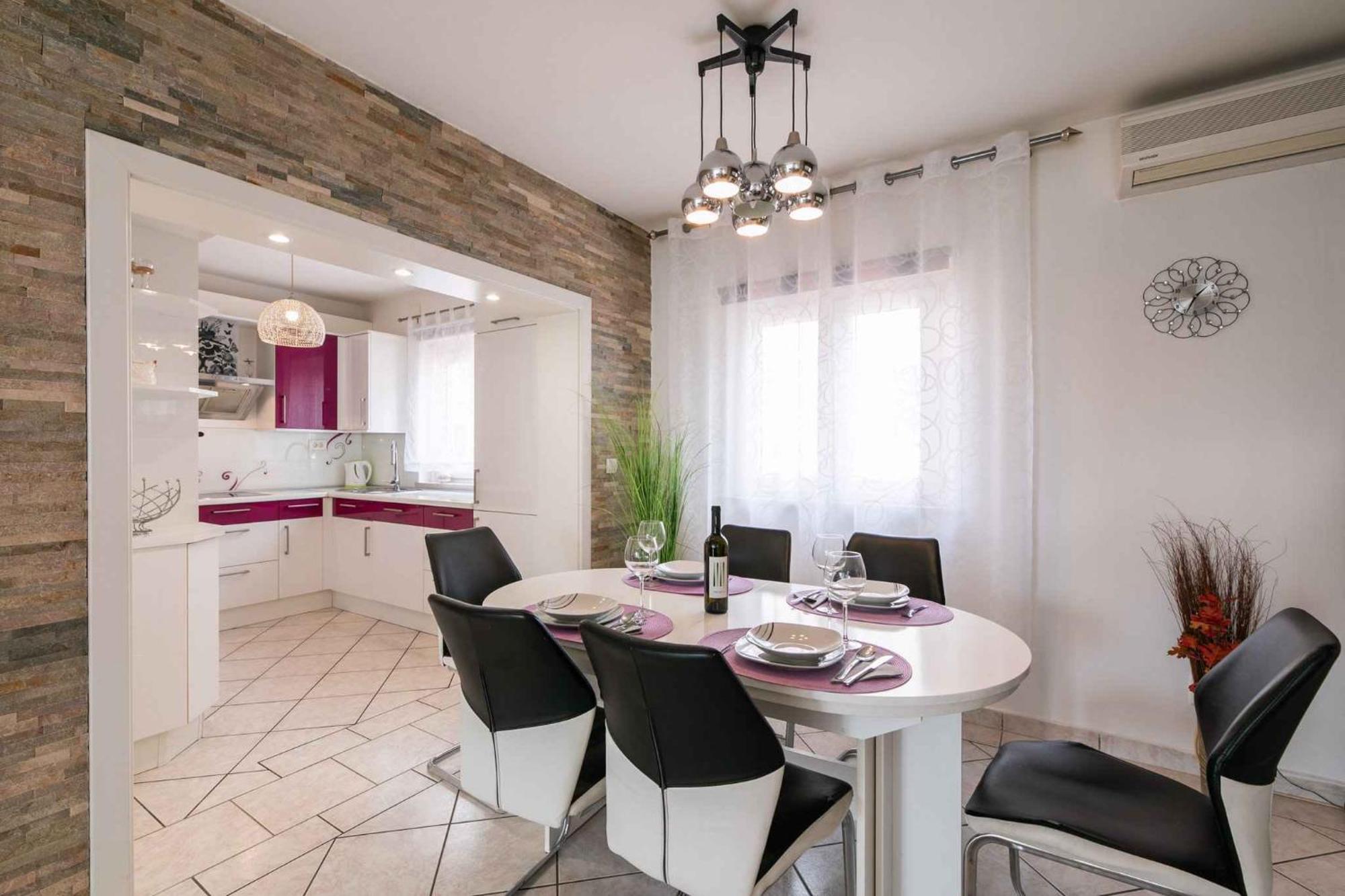 Apartment In Crikvenica 39210 Экстерьер фото