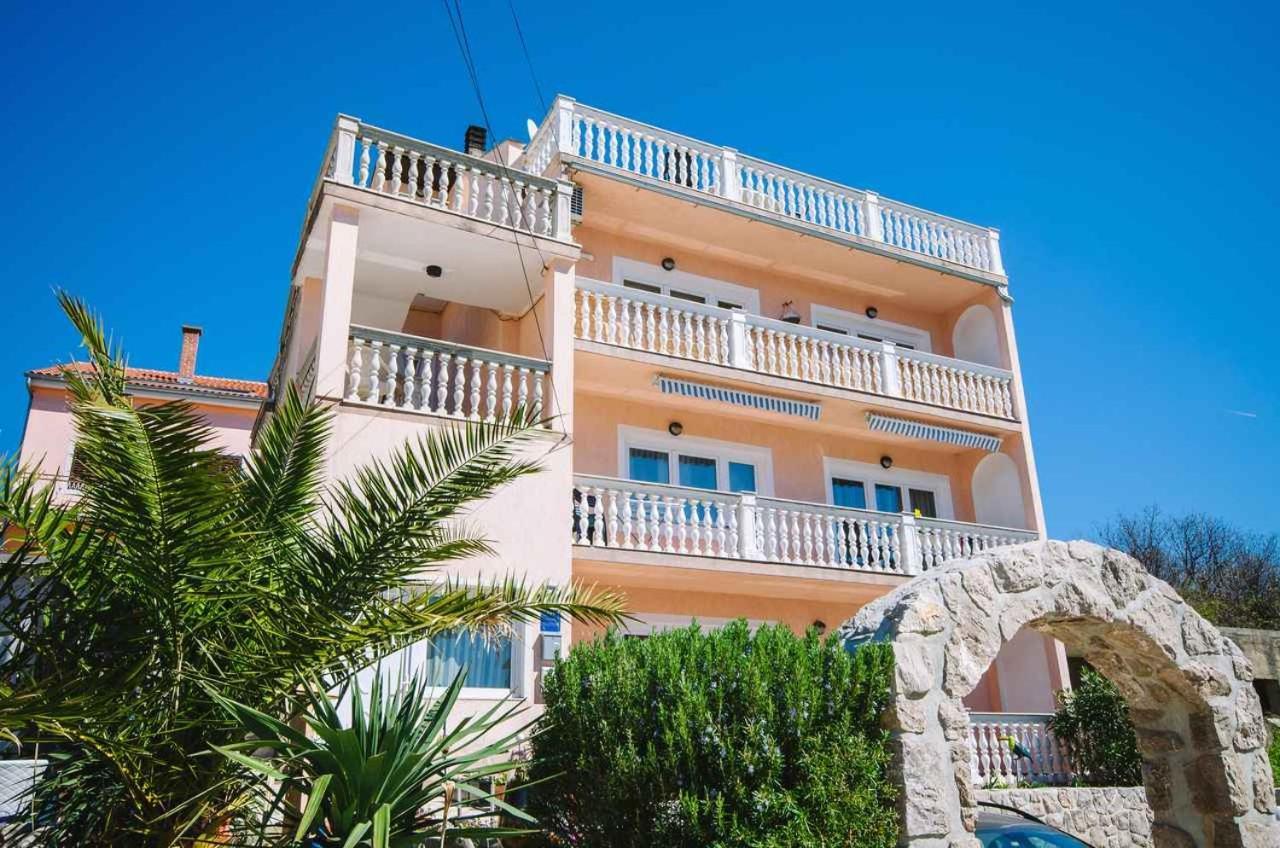 Apartment In Crikvenica 39210 Экстерьер фото
