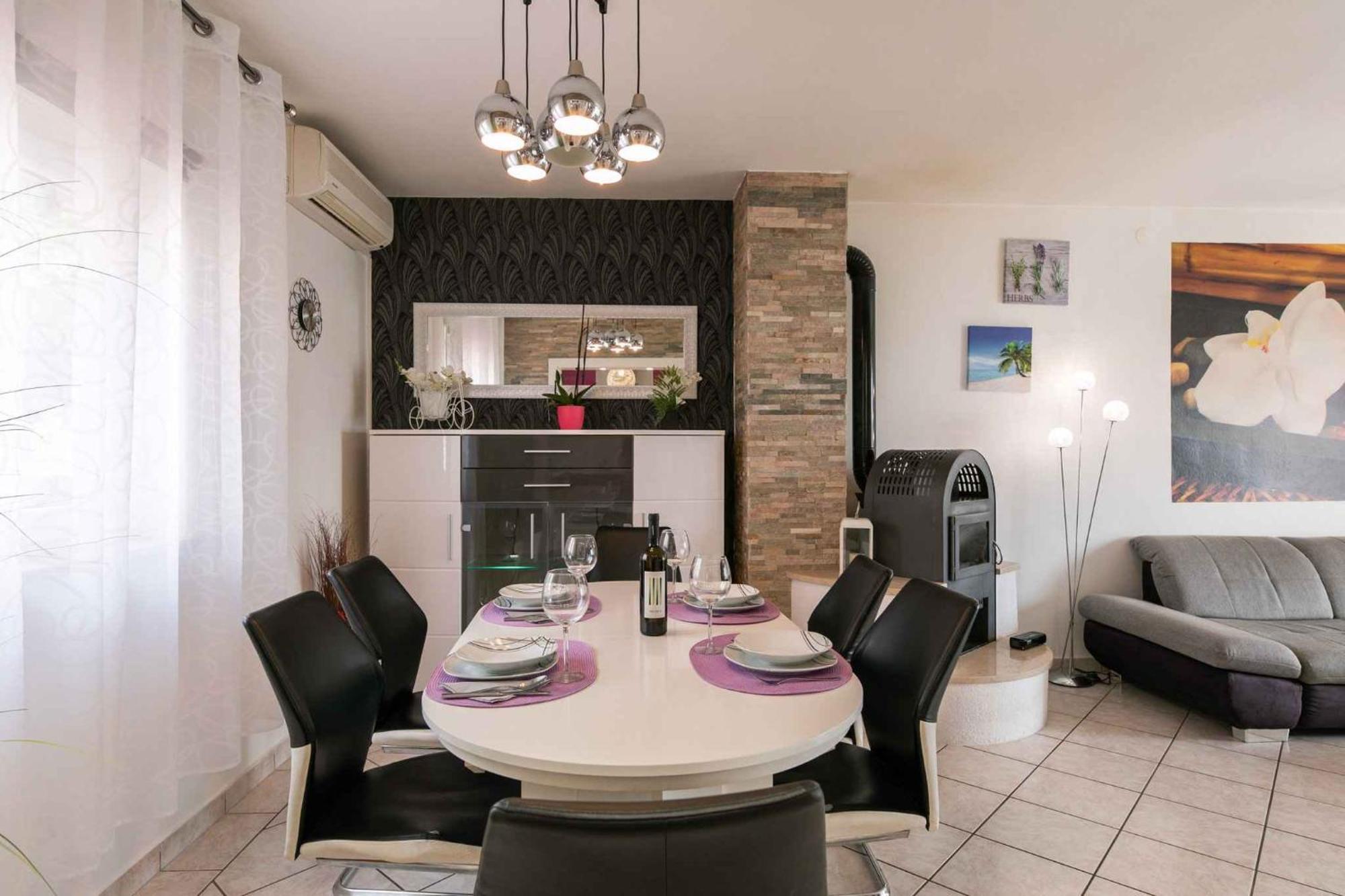 Apartment In Crikvenica 39210 Экстерьер фото