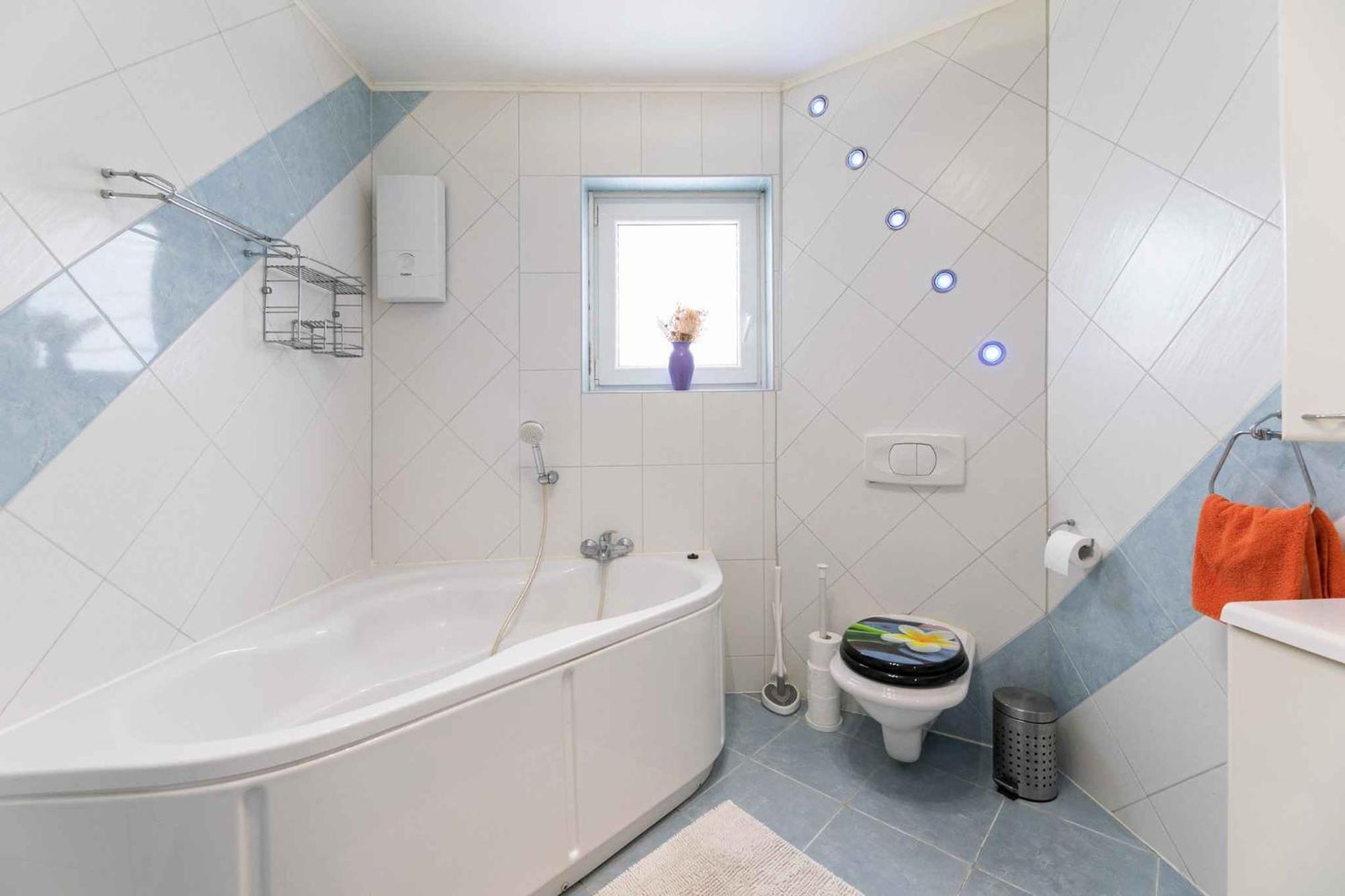 Apartment In Crikvenica 39210 Экстерьер фото